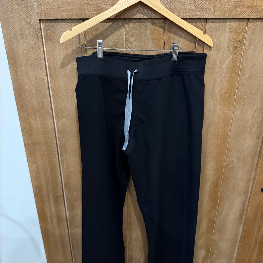 Figs Black Scrub Pants